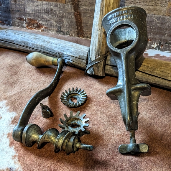 Antique 1899 L F & C New Britain CT Cast Iron Food Chopper Universal 1 - Picture 3 of 13